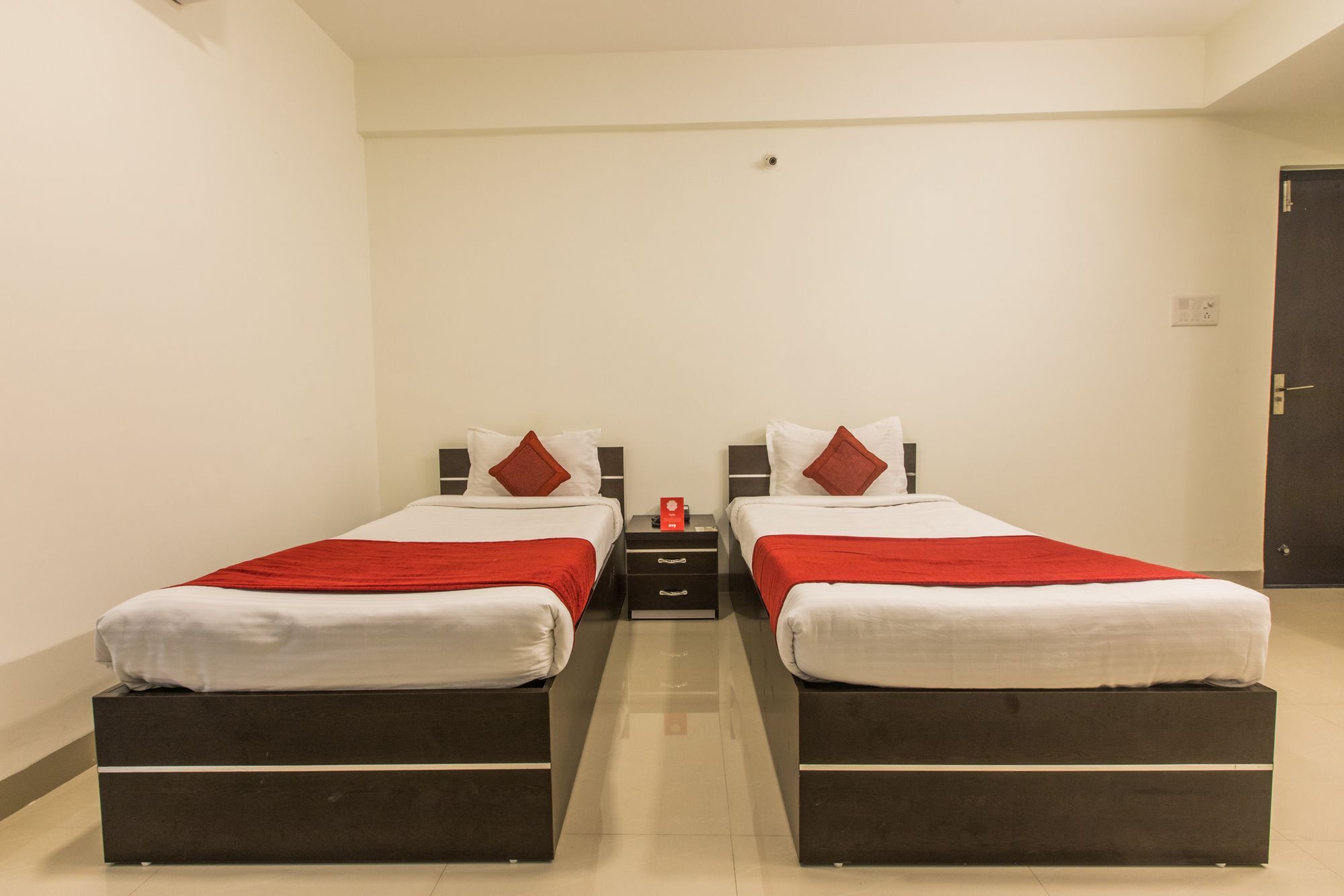 Fabhotel Prime Om Epic Vijay Nagar Indore Eksteriør bilde